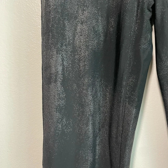 Spanx Women’s  Shiny Faux Leather Leggings - Small - Picture 5 of 9